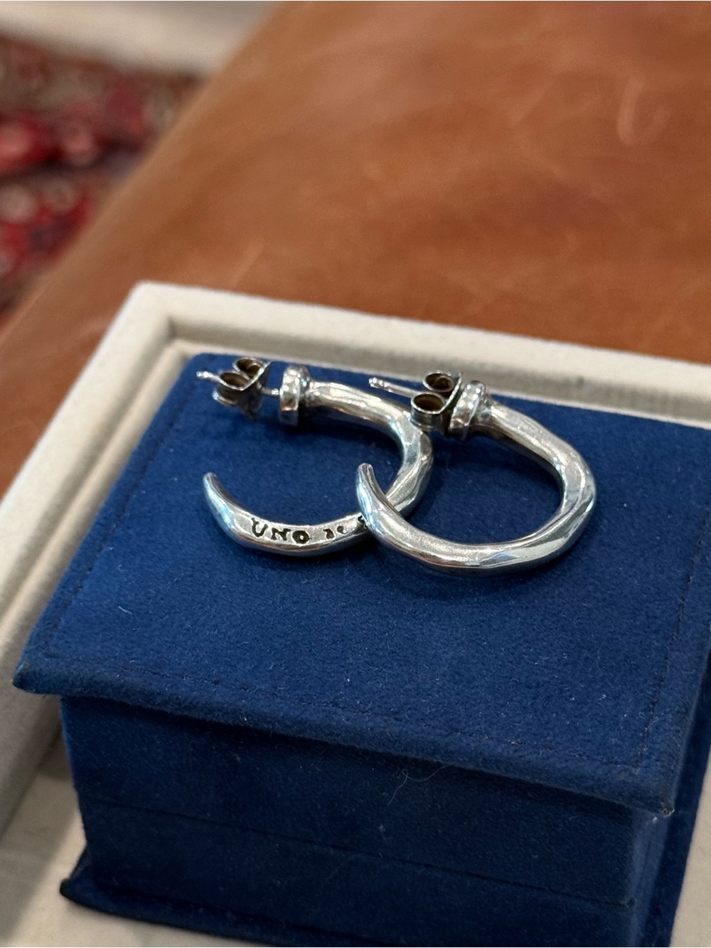 UNOde50 Sterling Silver-Plated Hoop Earrings 1” Drop
